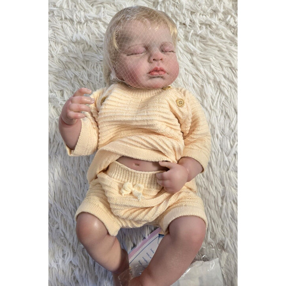 Realistic Reborn Baby Dolls Boy-17-Inch Lifelike Newborn Vinyl Full Body Real Ba - Picture 8 of 9